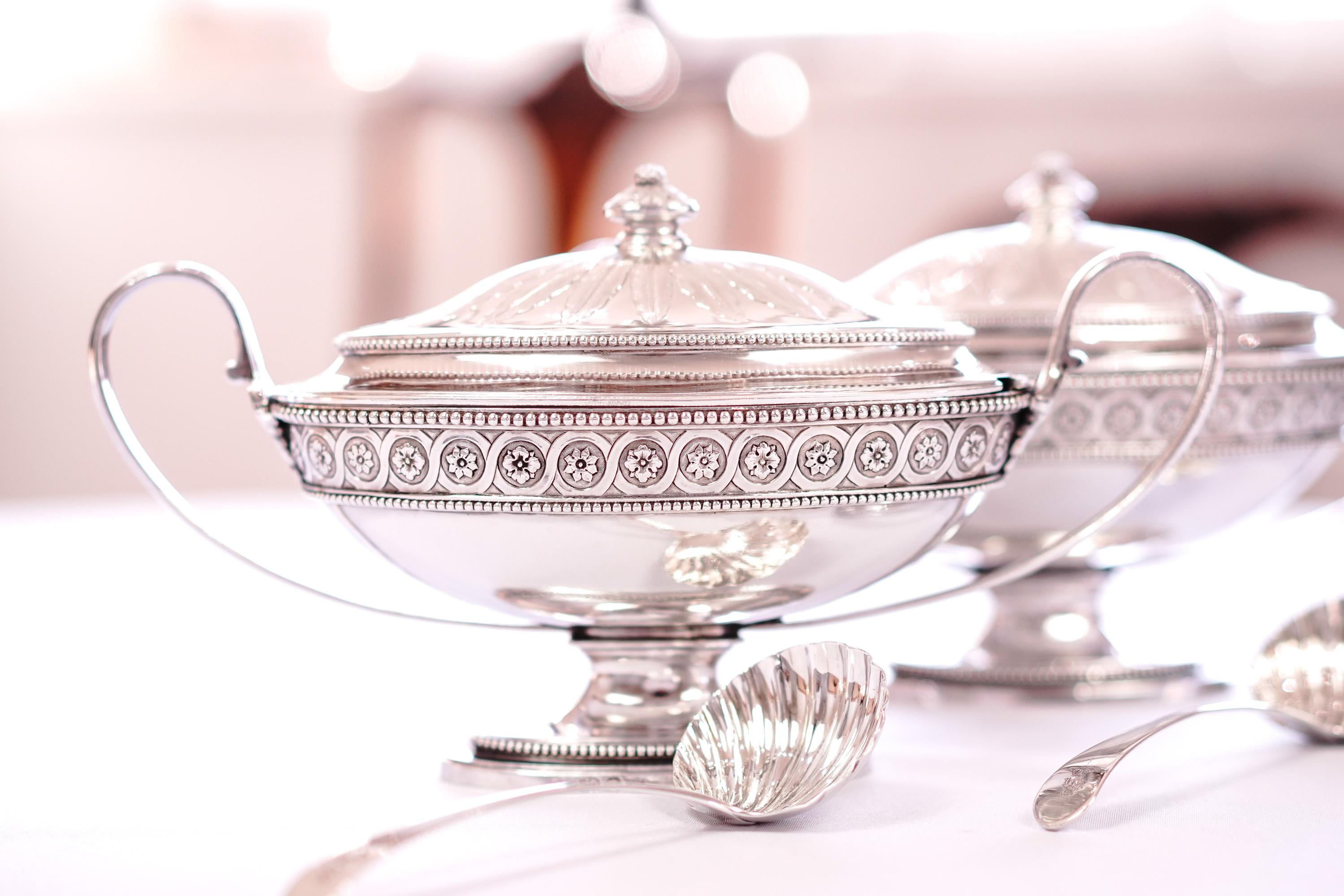 We are delighted to offer this fabulous highly elegant, yet practical, pair of antique Georgian solid sterling silver tureens made in the most fabulous neoclassical design by Benjamin Laver of London in 1782.
 
This pair is particularly elegant and