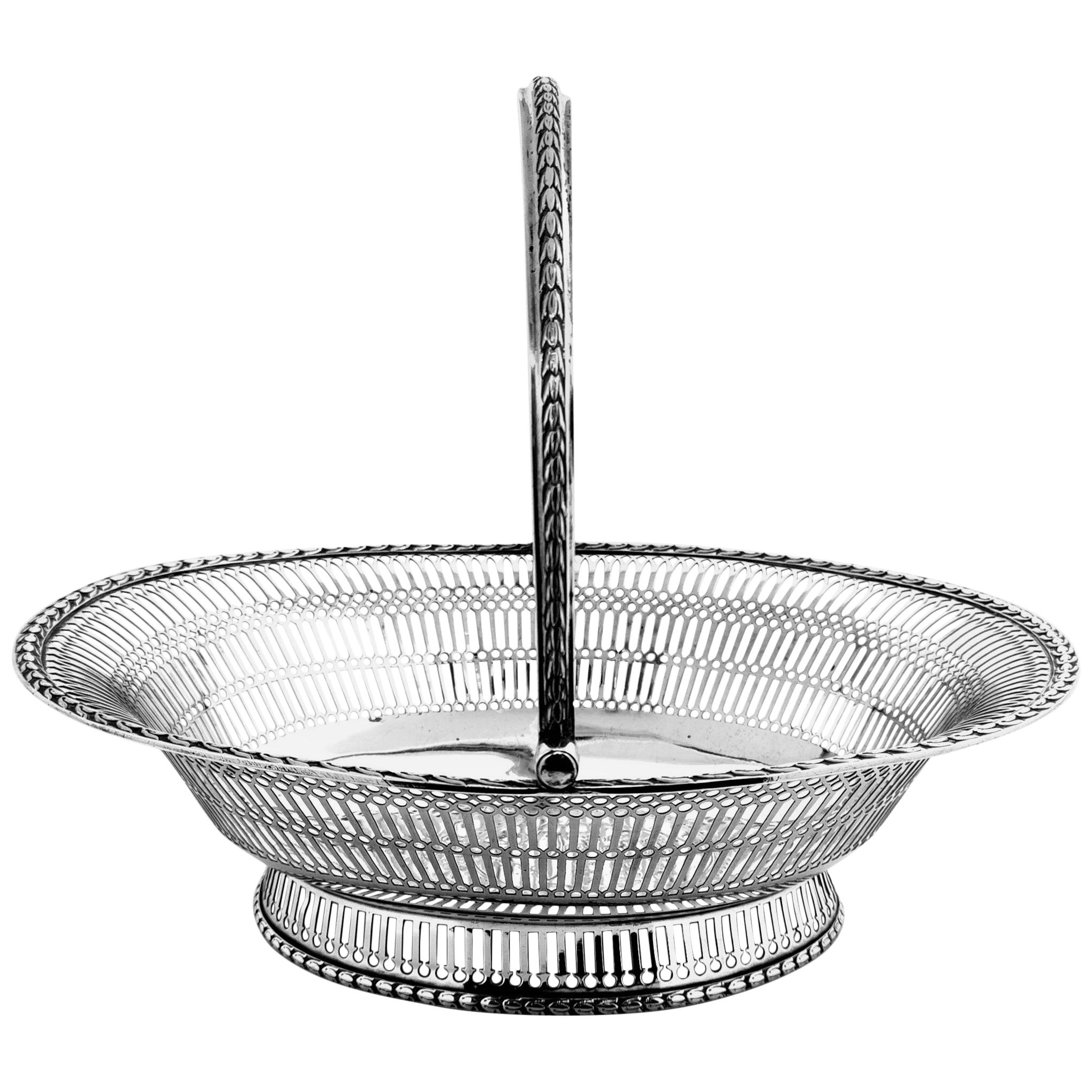 Antiker georgianischer Sterlingsilber-Korb 1774 Cake Bread Serviergeschirr mit Swing-Griff