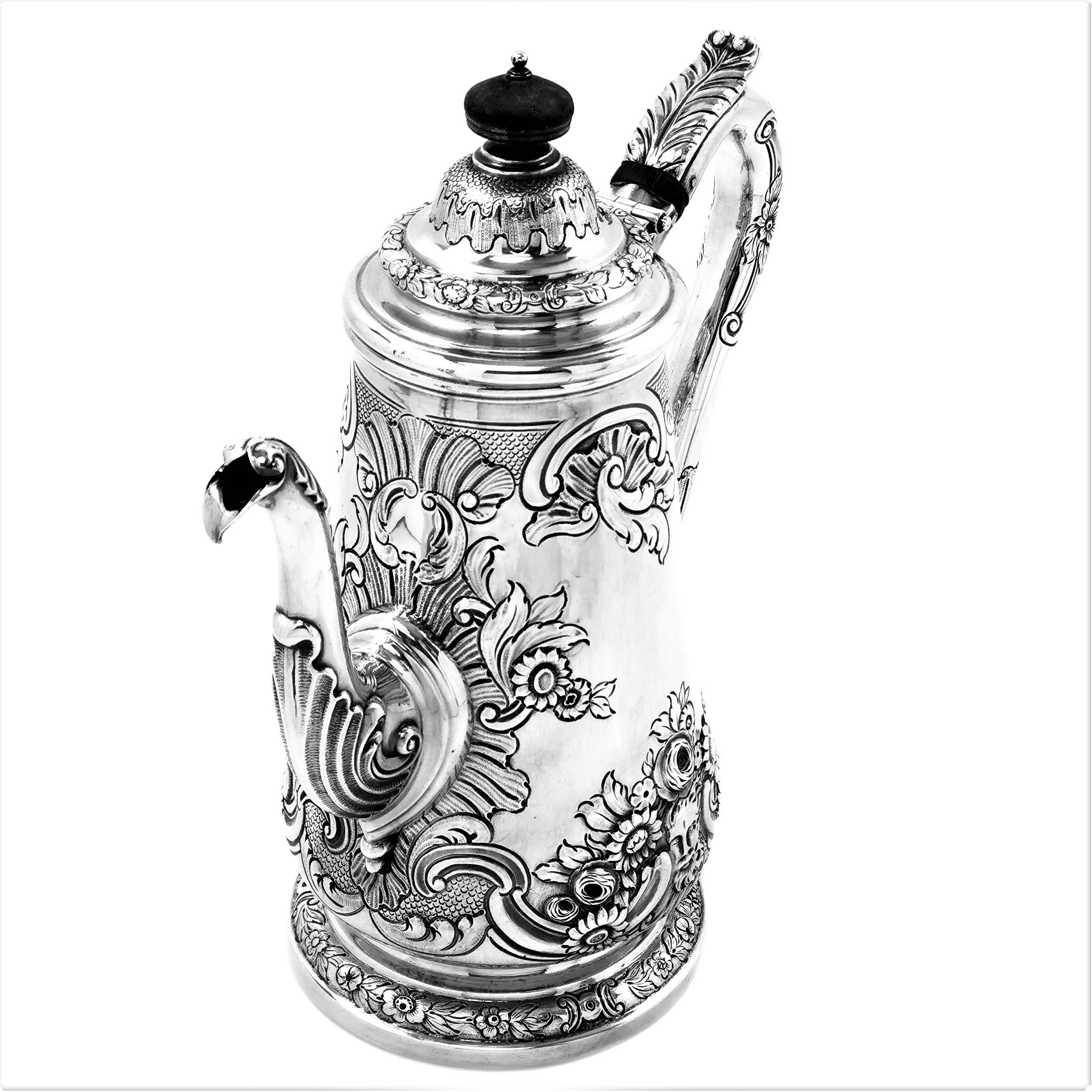 English Antique Georgian Sterling Silver Coffee Pot, 1821 For Sale