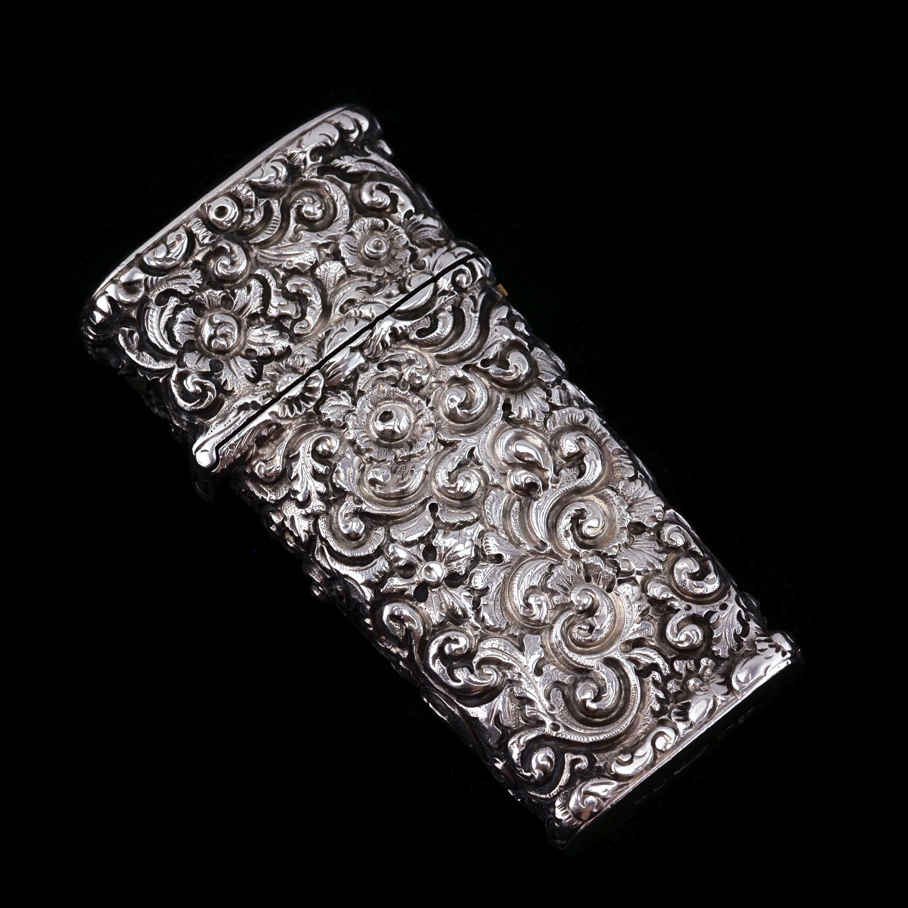 Antico astuccio per aghi Etui in argento sterling georgiano - Taylor & Perry 1830 in vendita 1