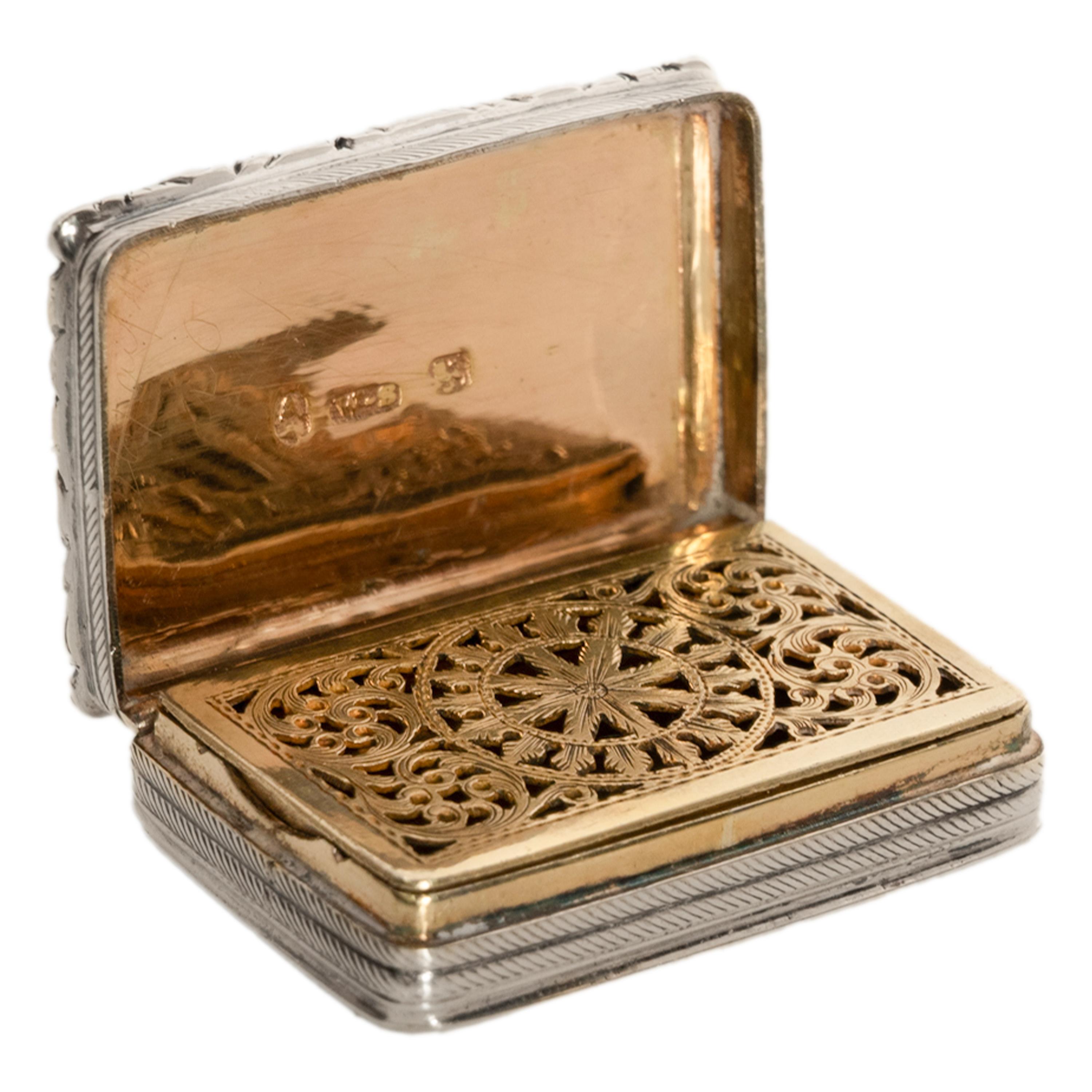 Antike georgische Sterling Silber vergoldet Vinaigrette Birmingham William Simpson (Vergoldet) im Angebot