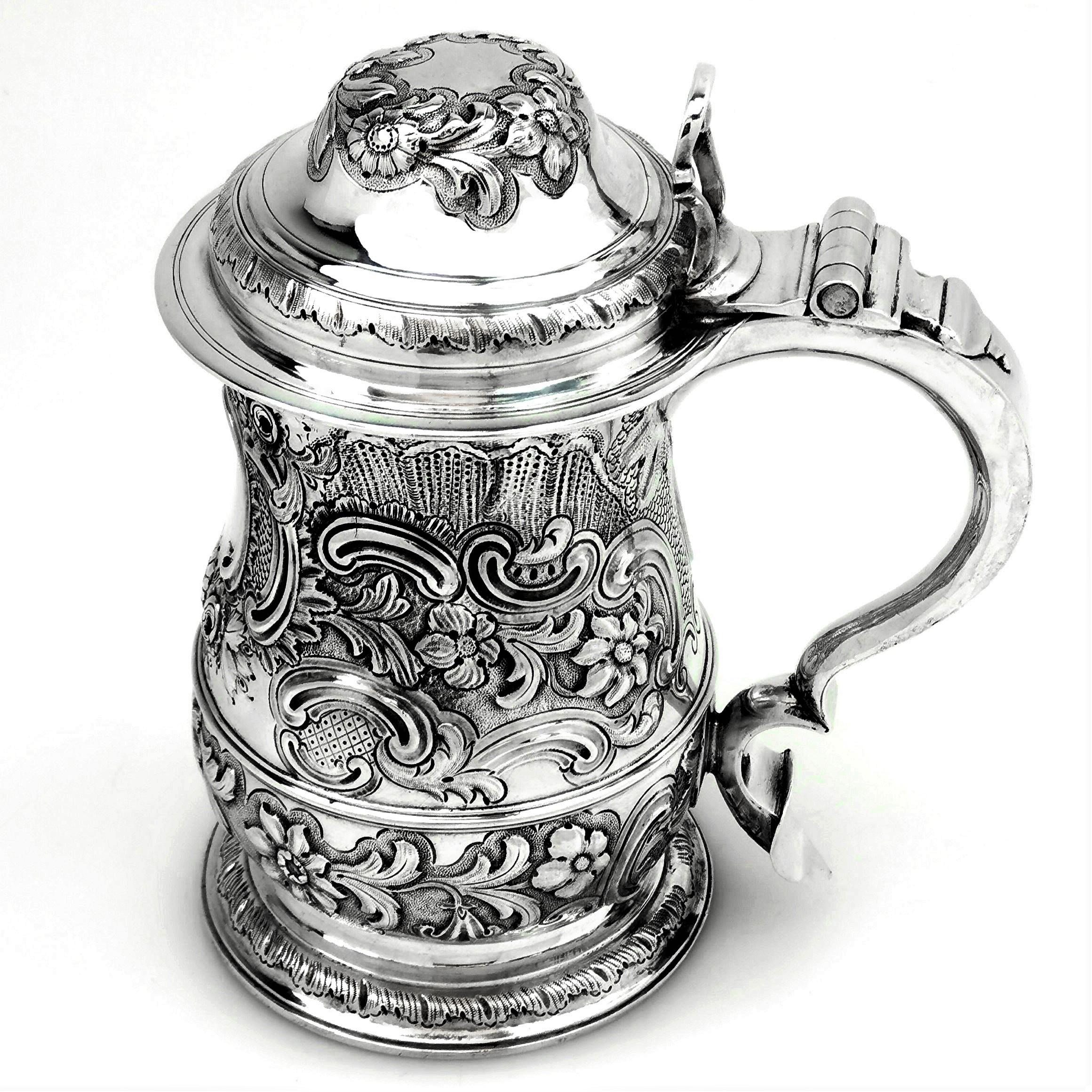 Antique Georgian Sterling Silver Lidded Tankard / Beer Mug, 1763 2