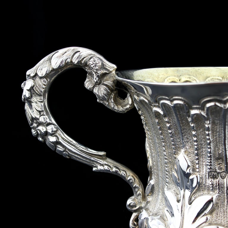 Antique Georgian Sterling Silver Mug, London 1835, Thomas Edwards In Good Condition For Sale In Braintree, GB