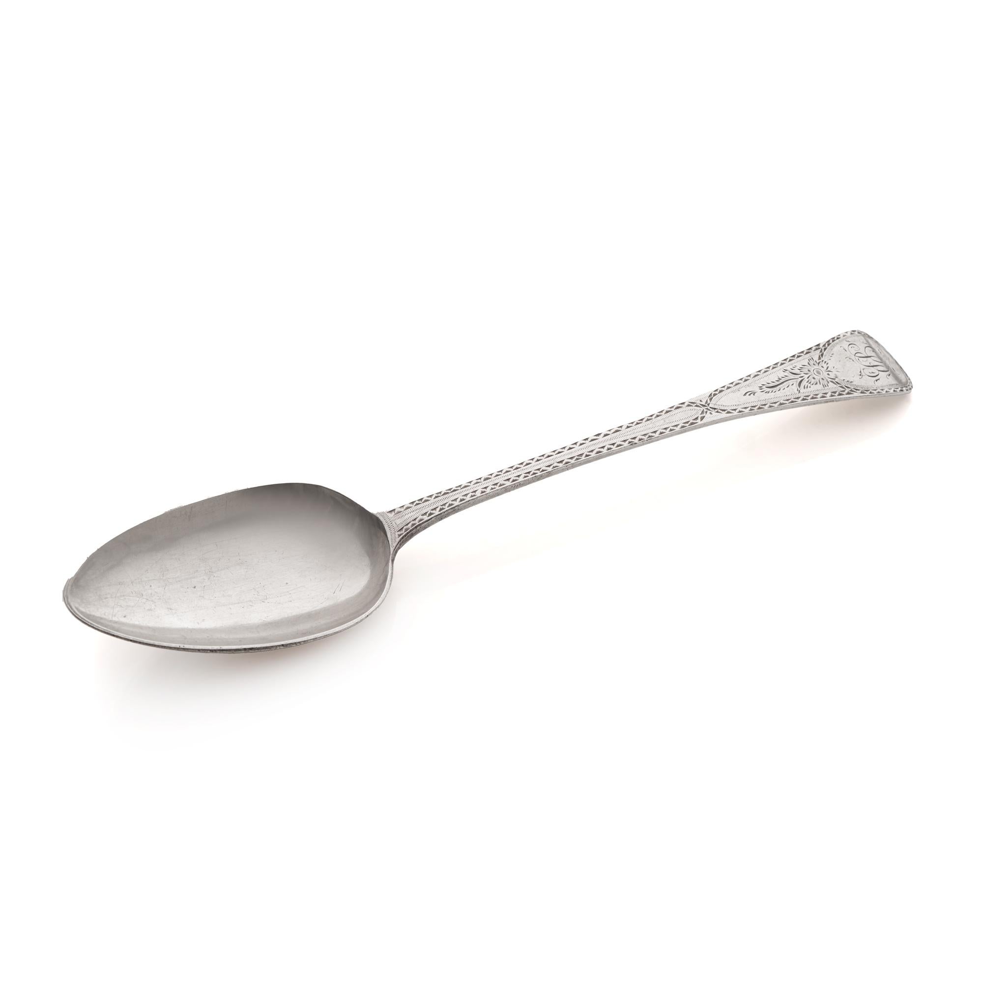 Antique Georgian Sterling Silver Spoon with Highly Ornate Design.

This exquisite spoon, crafted from sterling 925 silver, boasts intricate ornamentation that reflects the elegance of the Georgian era. Adorned with a monogram 'SB', it adds a