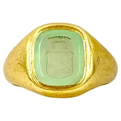 Antique Georgian Style 18K Yellow Gold Ochre Glass Baronet Intaglio Signet Ring