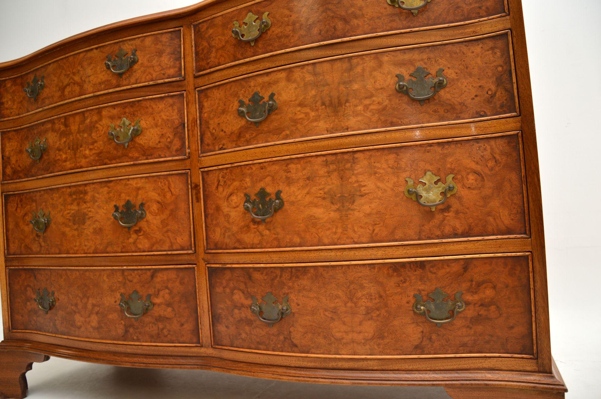 Antique Georgian Style Burr Walnut Chest of Drawers / Sideboard 5