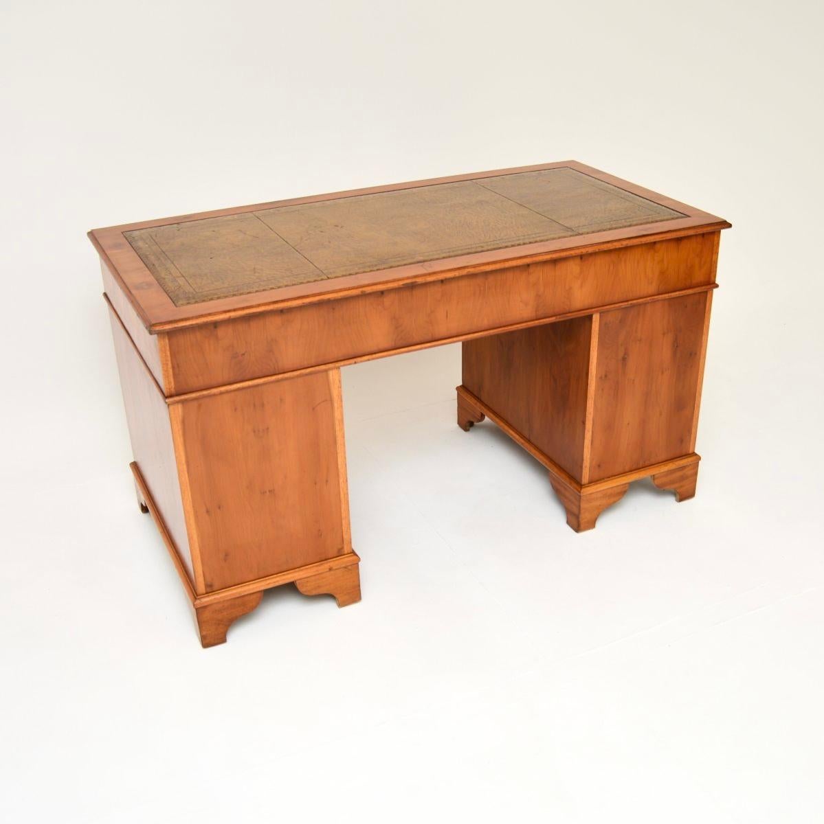 Leather Antique Georgian Style Burr Yew Pedestal Desk For Sale