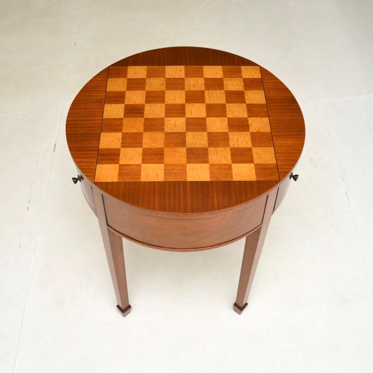 Antiker Schachspieltisch im georgianischen Stil (Britisch) im Angebot