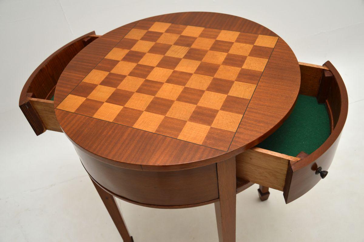 Antiker Schachspieltisch im georgianischen Stil (Mitte des 20. Jahrhunderts) im Angebot