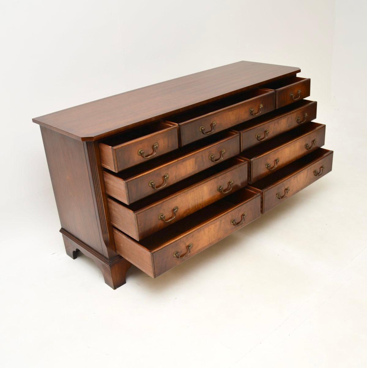 A smart and extremely well made antique Georgian style chest of drawers / sideboard, which would also be ideal for a TV stand. This was made in England and dates from around the 1930-50’s.

It is of amazing quality and is a very useful size, with