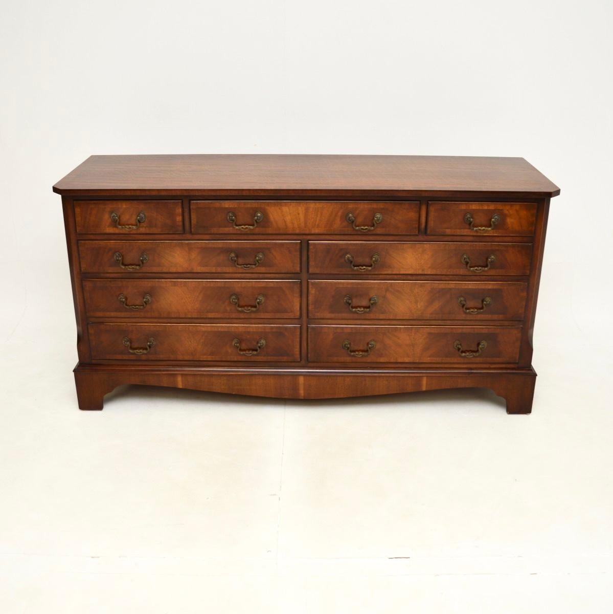 A smart and extremely well made antique Georgian style chest of drawers / sideboard, which would also be ideal for a TV stand. This was made in England and dates from around the 1930-50’s.

It is of amazing quality and is a very useful size, with