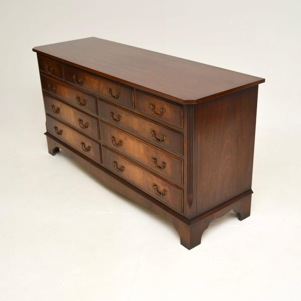 Mid-20th Century Antique Georgian Style Chest of Drawers / Sideboard