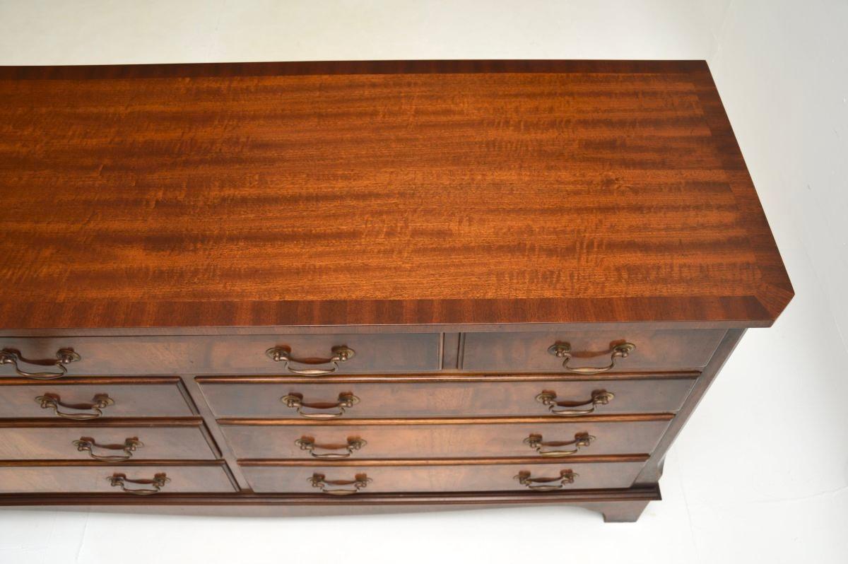Antique Georgian Style Chest of Drawers / Sideboard 1