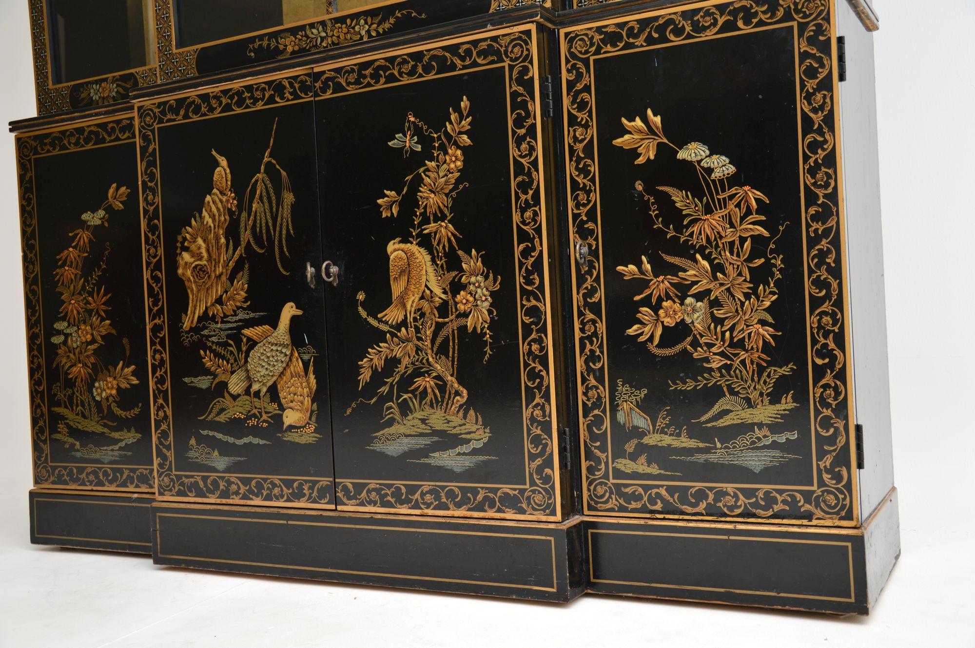 20th Century Antique Georgian Style Chinoiserie Breakfront Bookcase