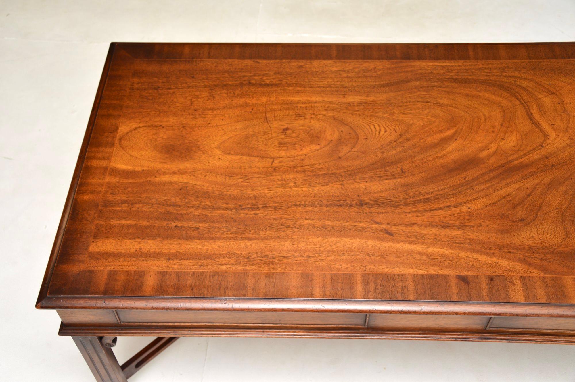 Mid-20th Century Antique Georgian Style Coffee Table For Sale