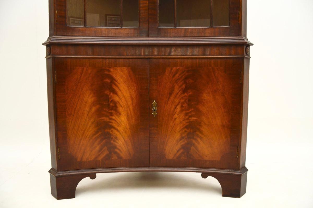 Armario Esquinero Cóncavo Antiguo Estilo Georgiano Vidrio en venta