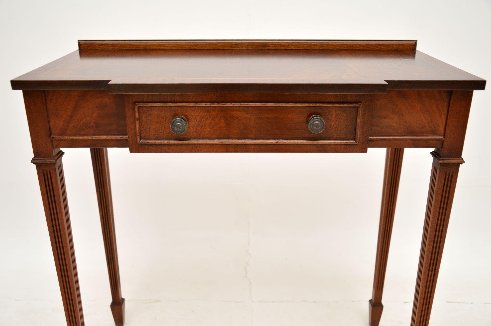 Mid-20th Century Antique Georgian Style Console Side Table