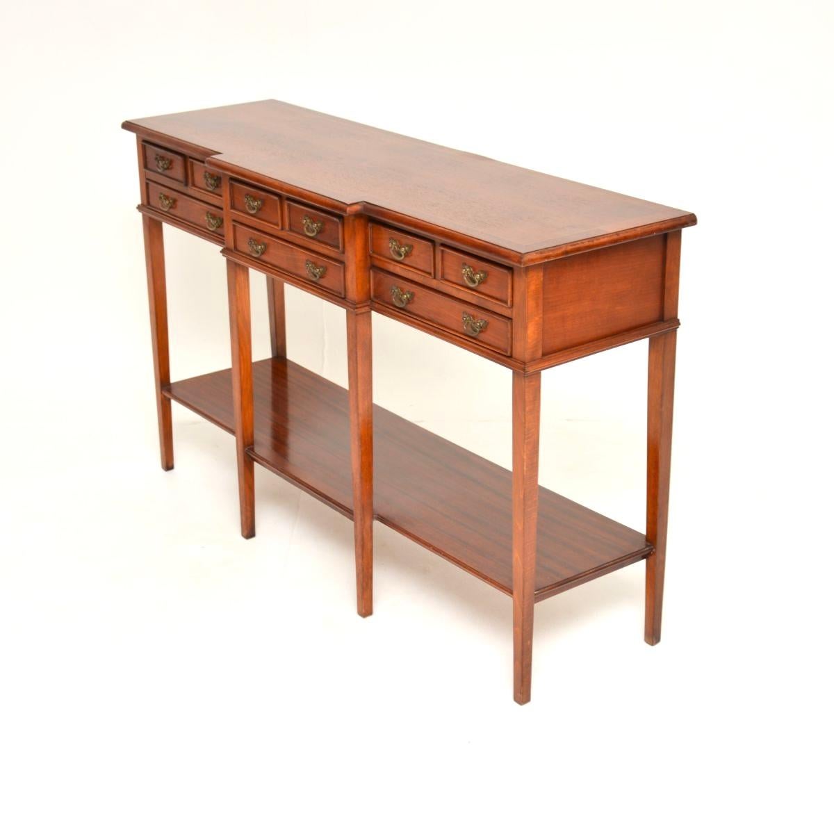 Mid-20th Century Antique Georgian Style Console Side Table For Sale