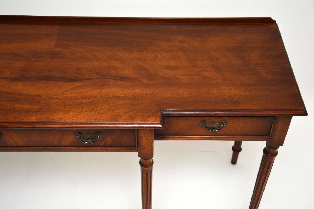 Table console ancienne de style géorgien Bon état - En vente à London, GB