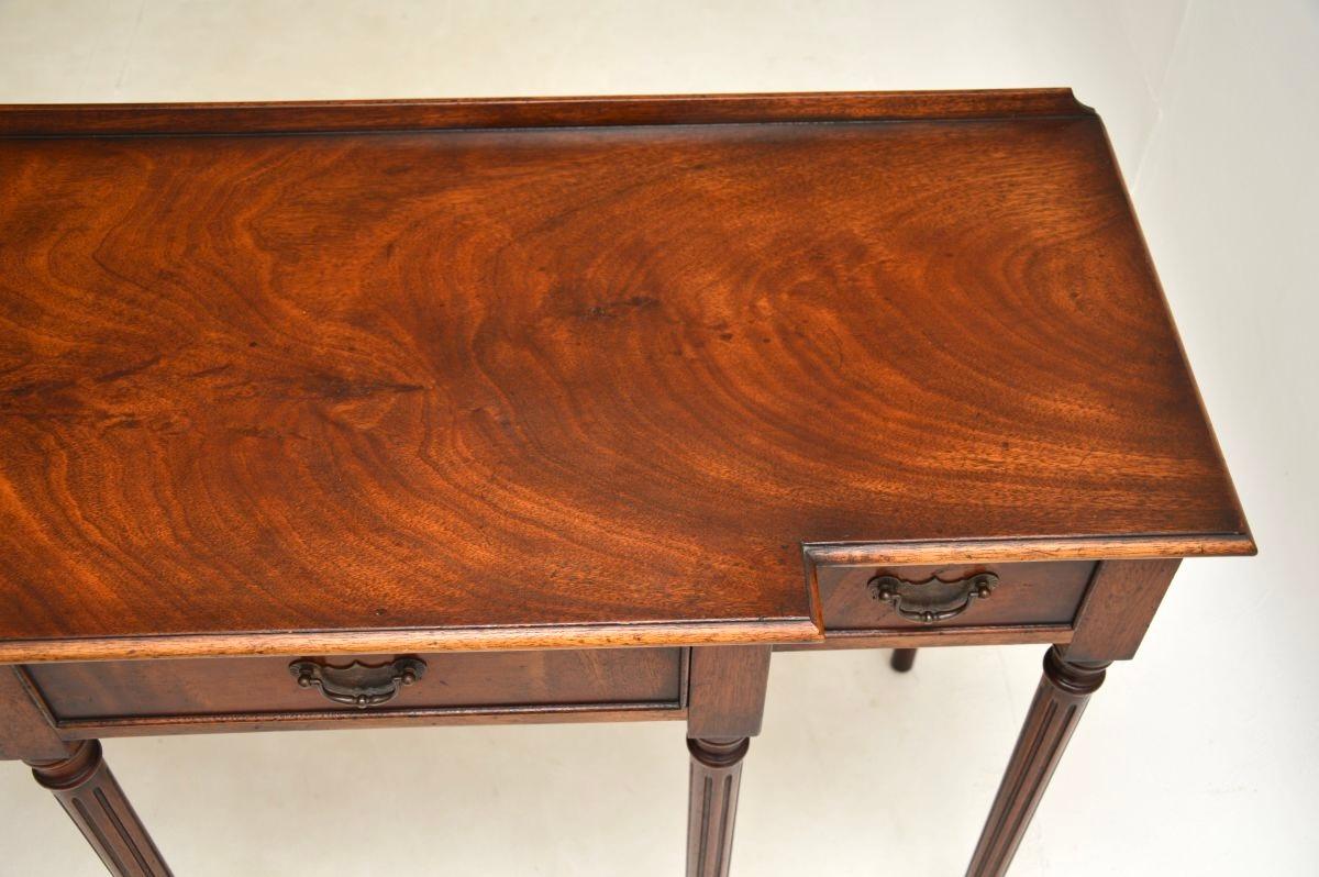 Bois Table console ancienne de style géorgien