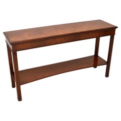 Mesa consola antigua de estilo georgiano