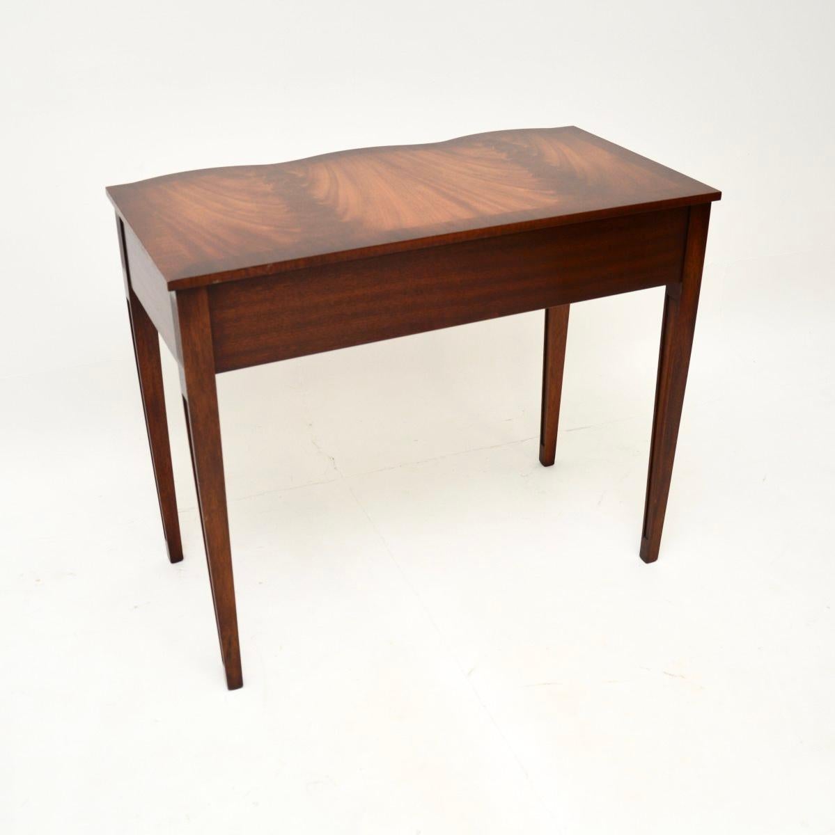 Mid-20th Century Antique Georgian Style Desk / Console Table For Sale