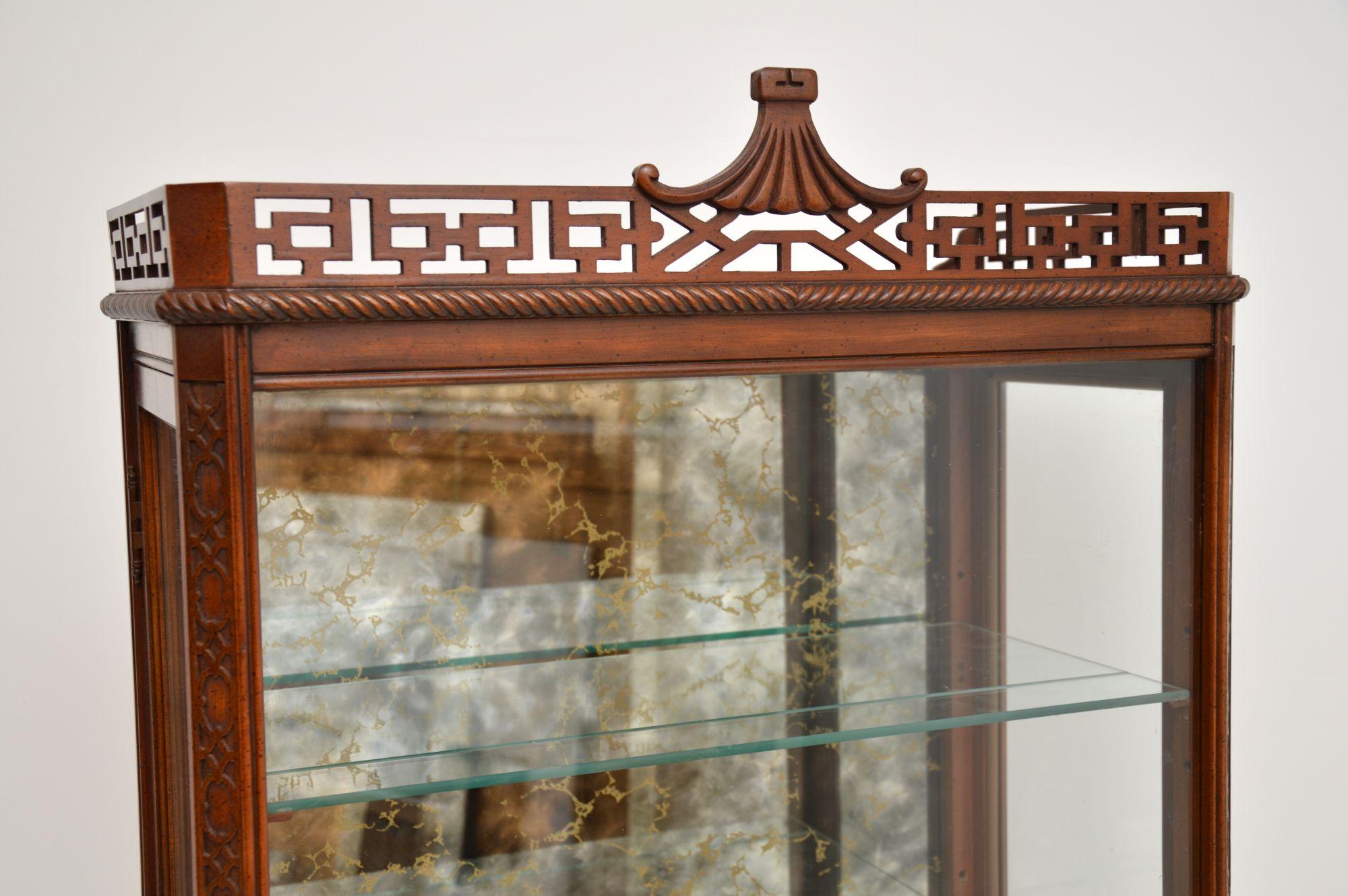 Antique Georgian Style Display Cabinet 3