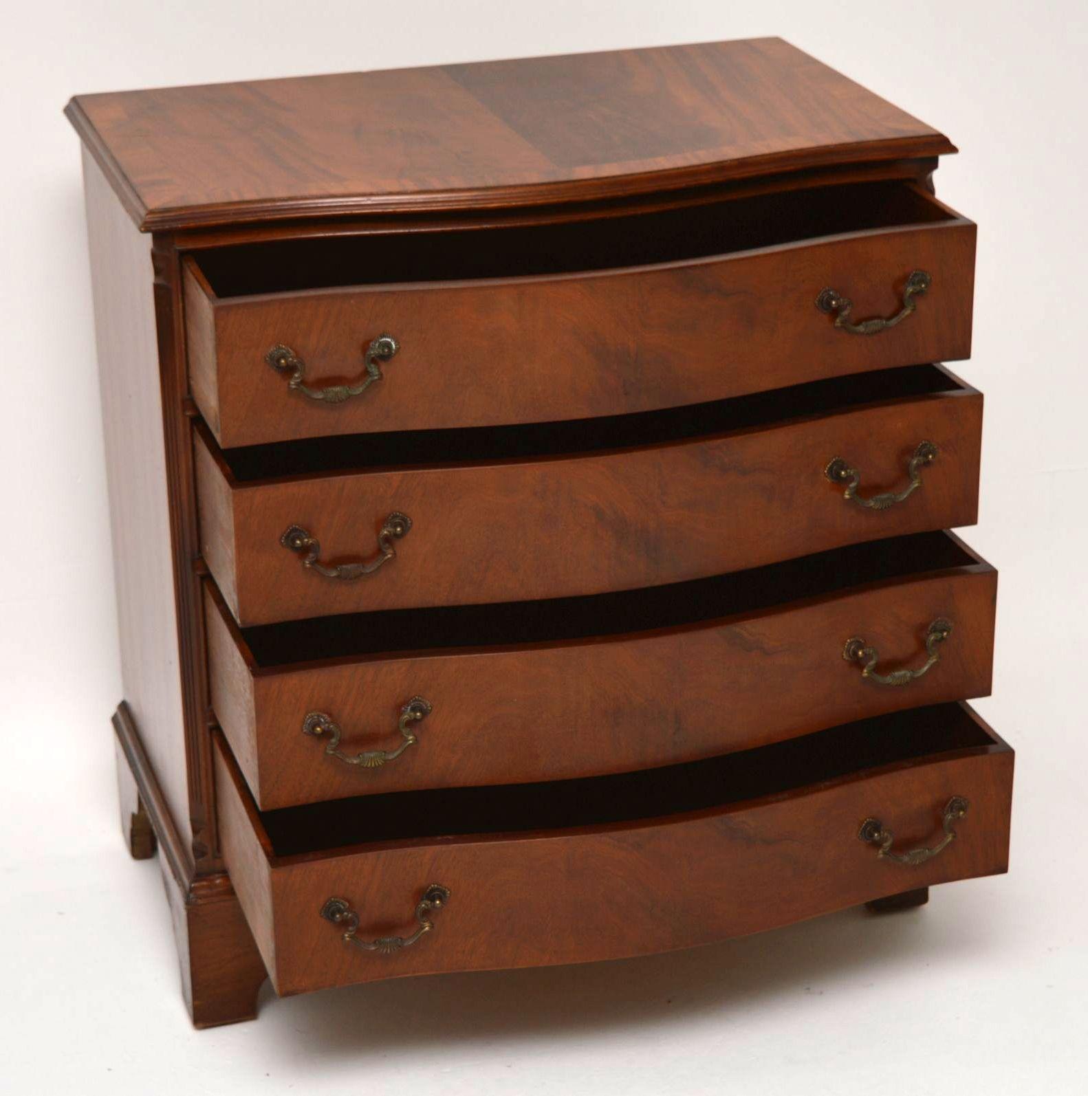 20th Century Antique Georgian Style Flame Mahogany Serpentine Chest of Drawers