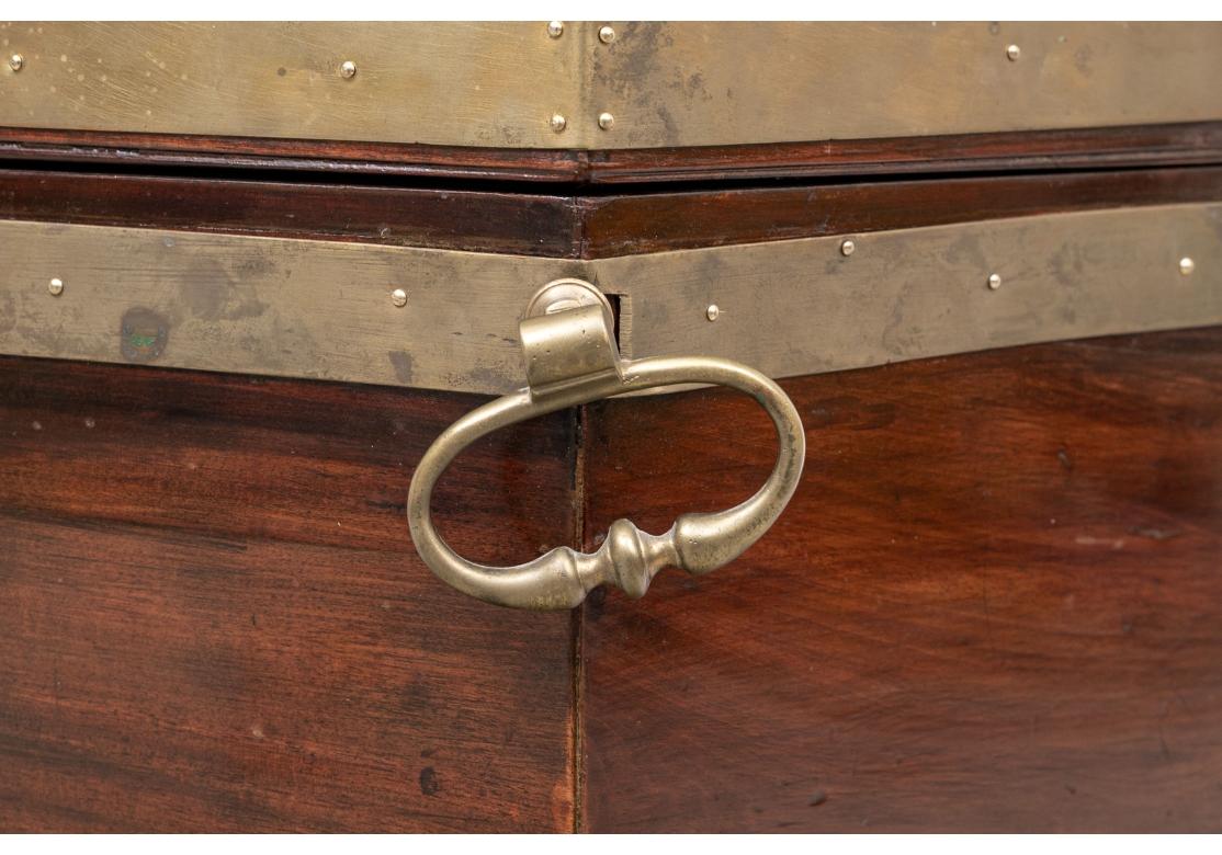 Antique Georgian Style Hexagonal Mahogany Cellaret For Sale 2