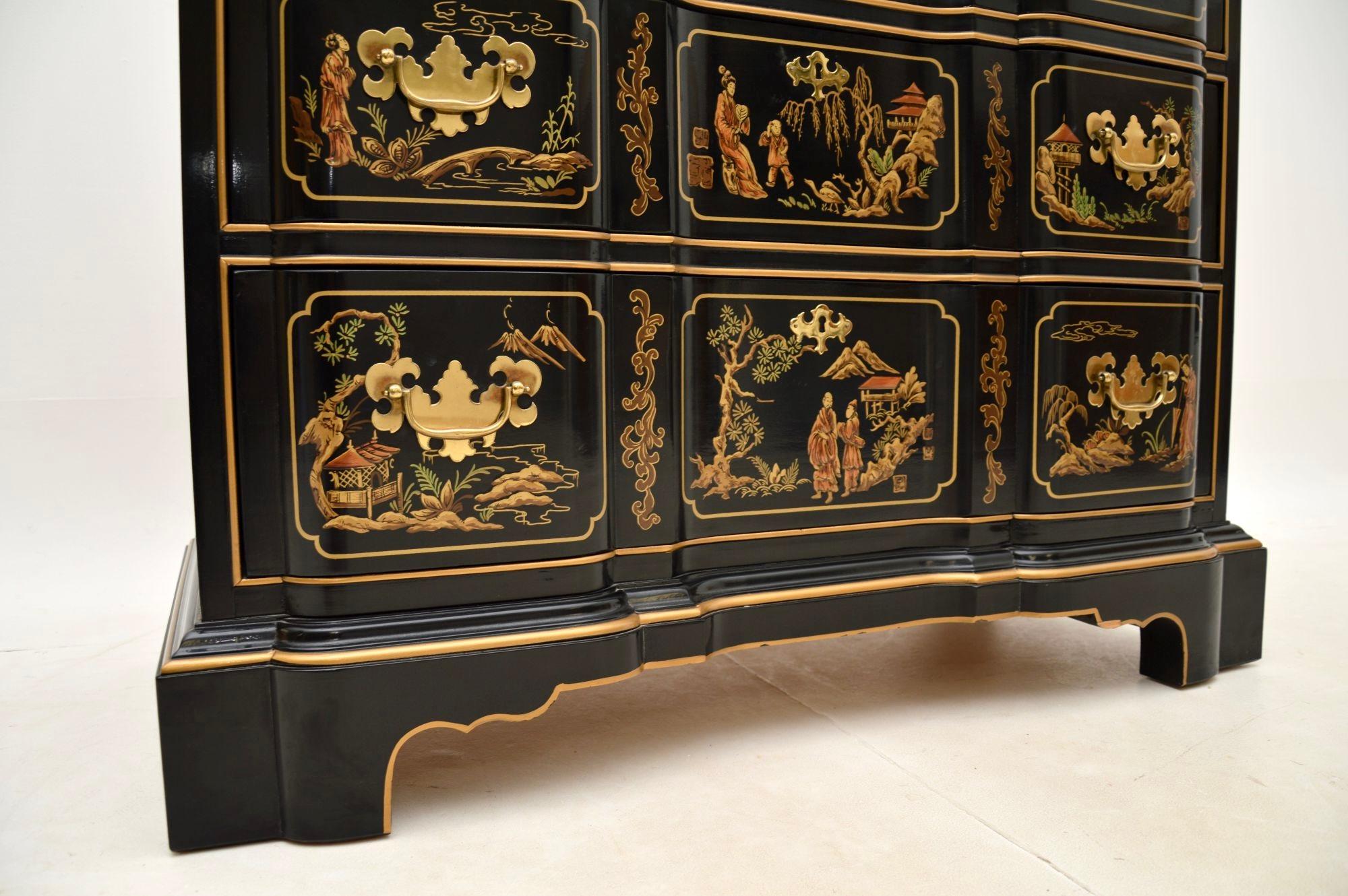 Antique Georgian Style Lacquered Chinoiserie Chest of Drawers 4