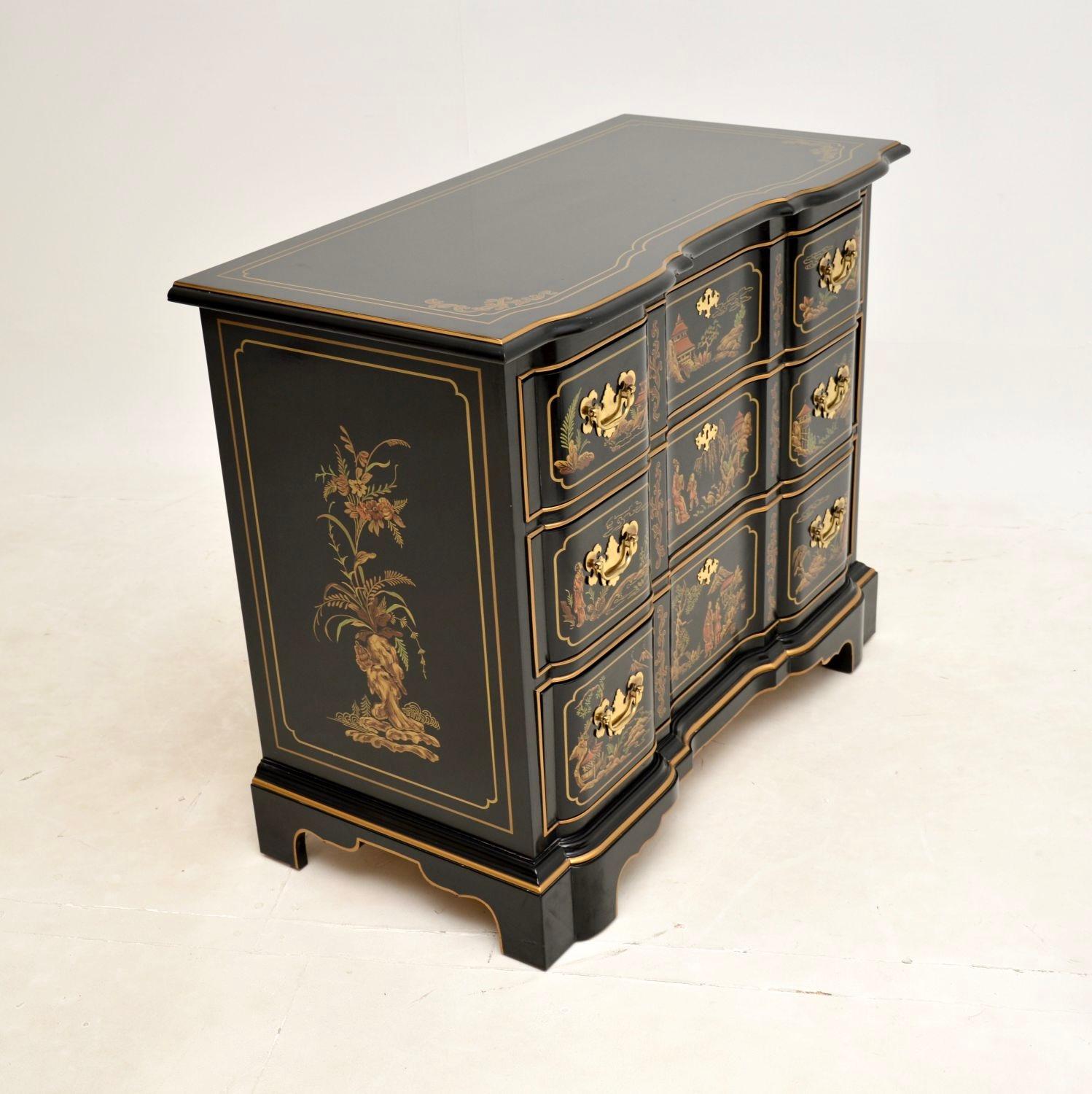 American Antique Georgian Style Lacquered Chinoiserie Chest of Drawers