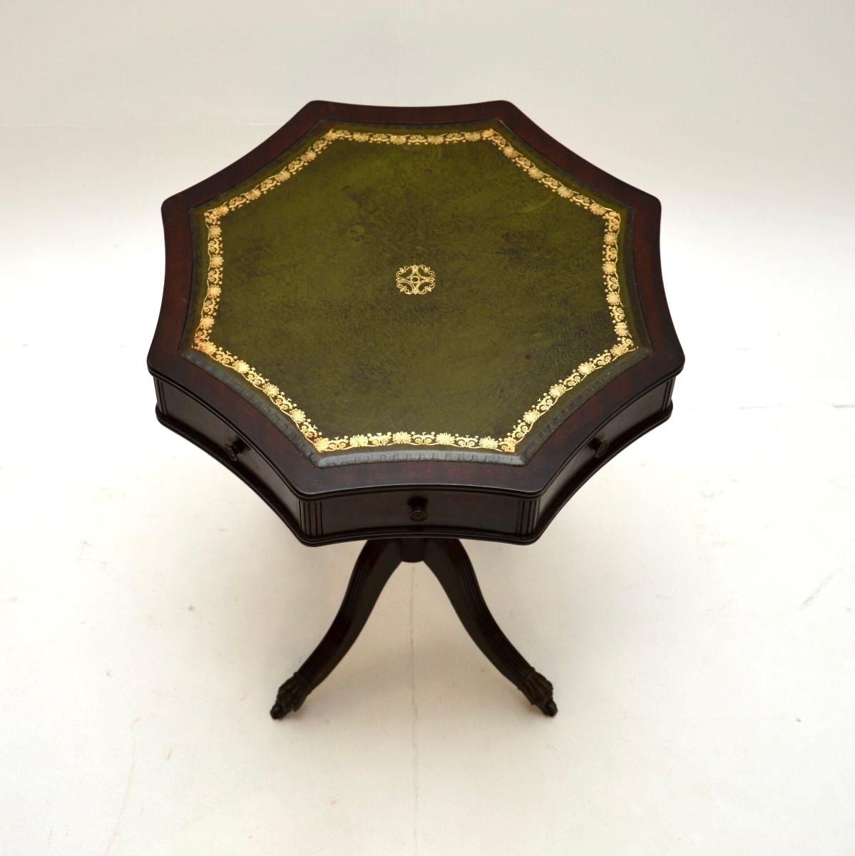 Mesa de tambor antigua con tapa de cuero estilo Regencia en Bueno estado para la venta en London, GB