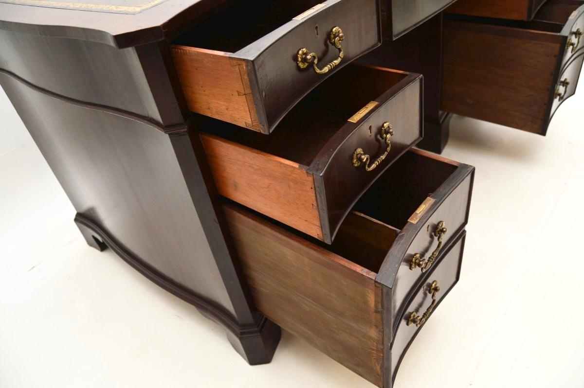 Chippendale Antique Georgian Style Leather Top Pedestal Desk