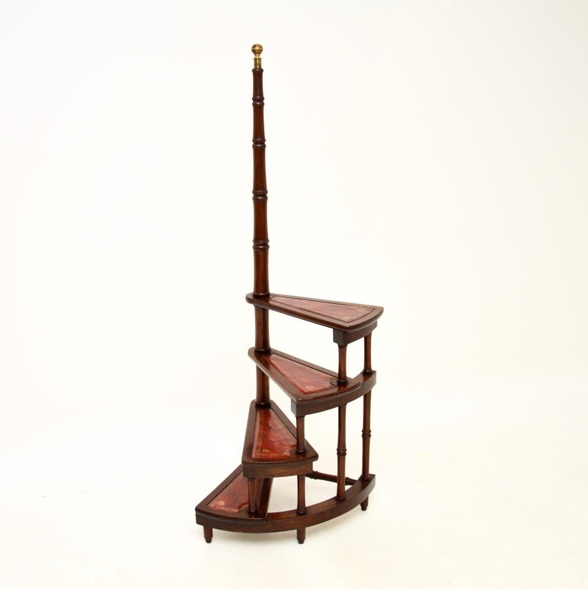 A superb set of antique leather top library steps in the Georgian style. They were made in England, and date from around the 1930’s period.

The quality is fantastic, they are very useful for reaching high shelves, and also make great side tables /