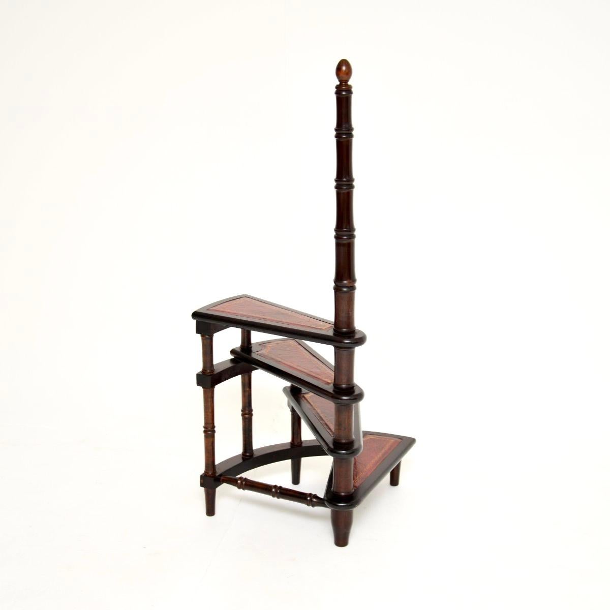 Antique Georgian Style Library Steps In Good Condition In London, GB