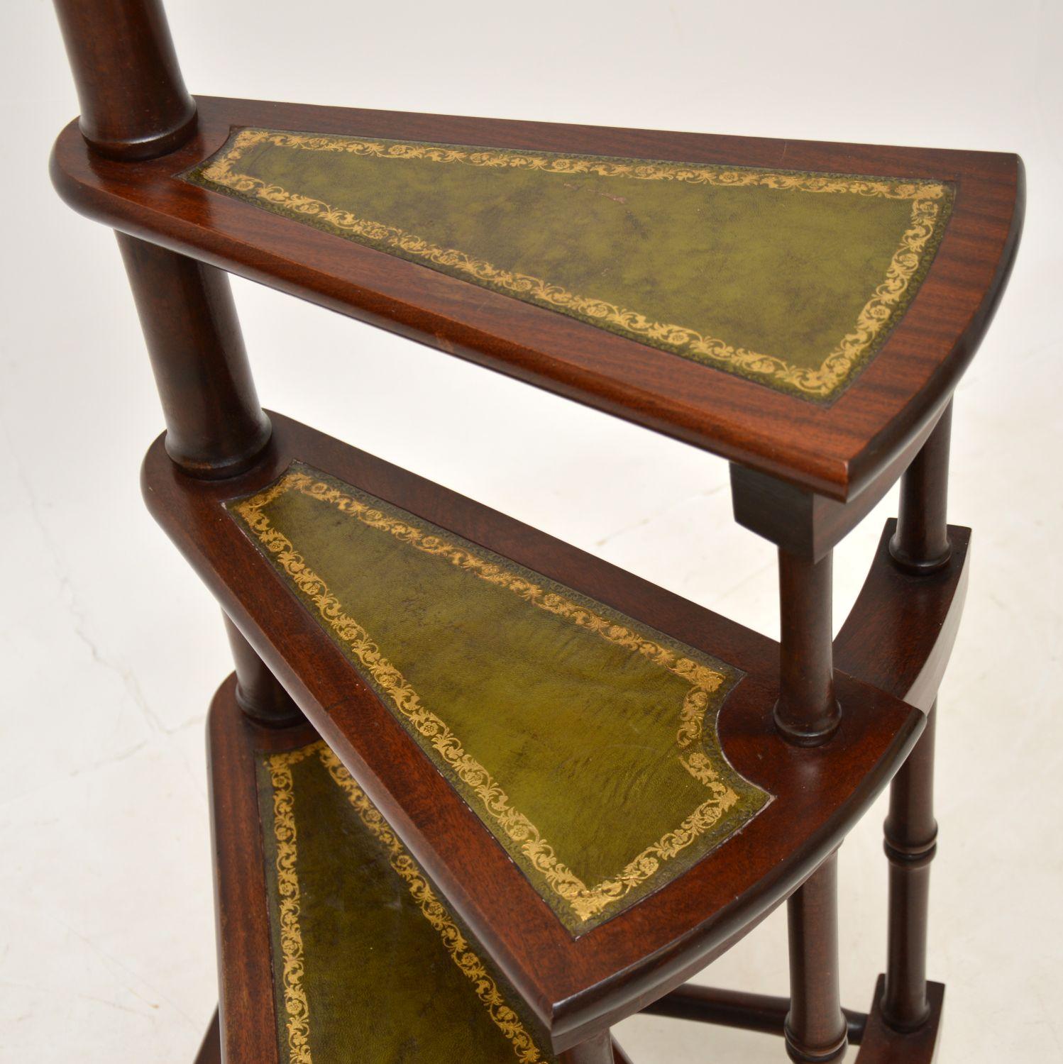 Leather Antique Georgian Style Library Steps