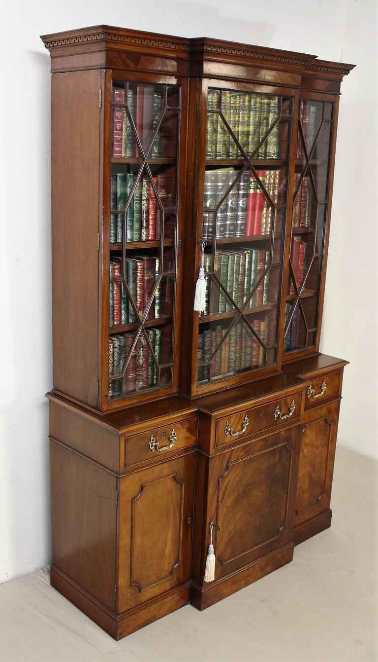 Antique Style Mahogany Breakfront Bookcase For Sale at 1stDibs