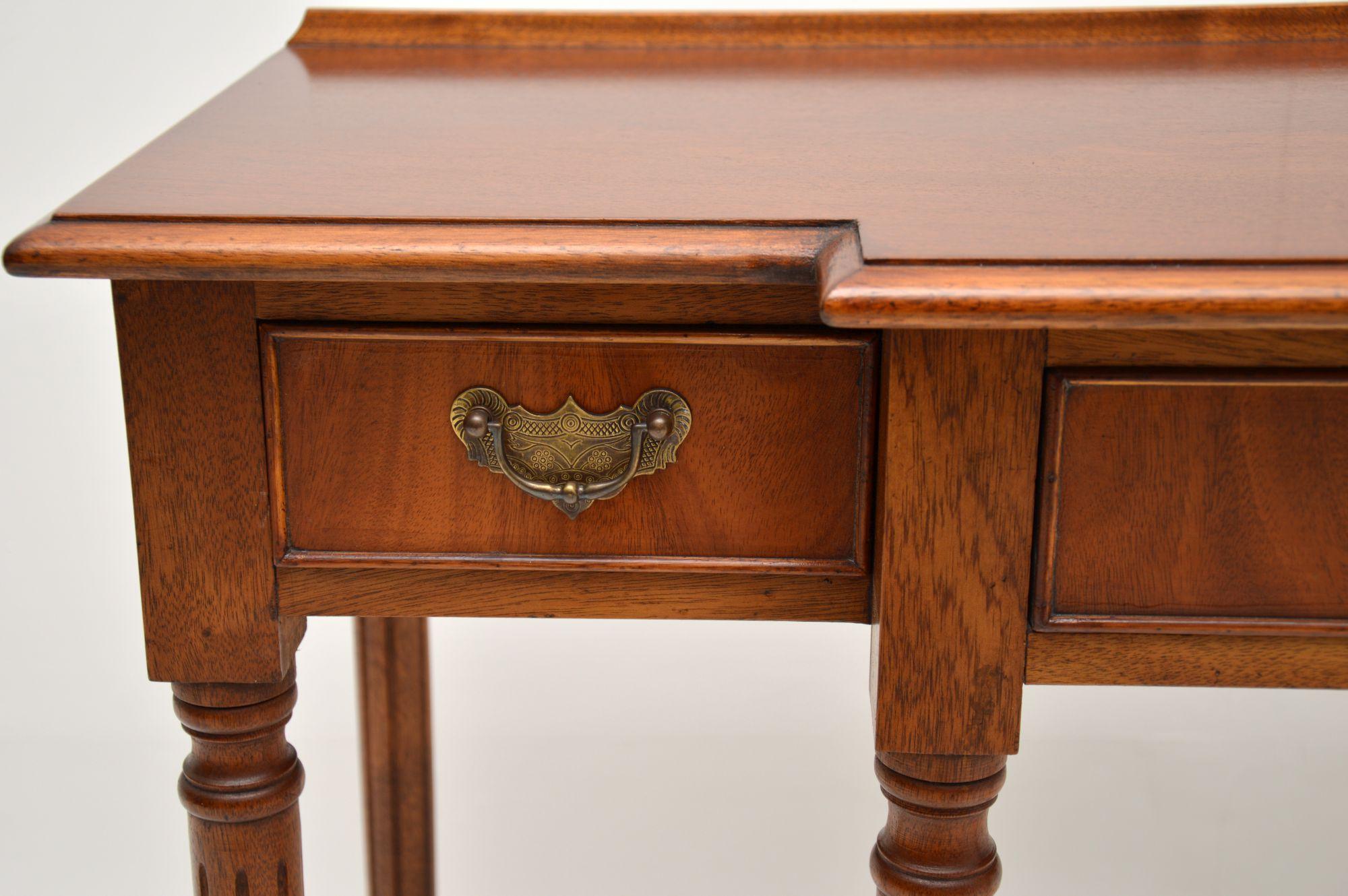 Antique Georgian Style Mahogany Console Table In Good Condition In London, GB