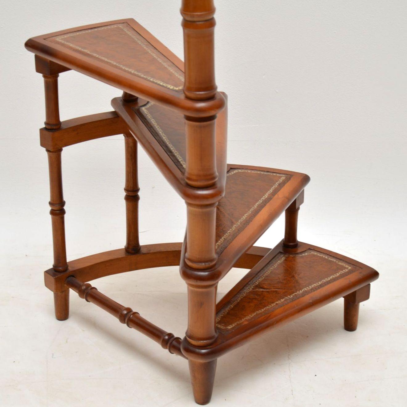 Antique Georgian Style Mahogany and Leather Library Steps 2