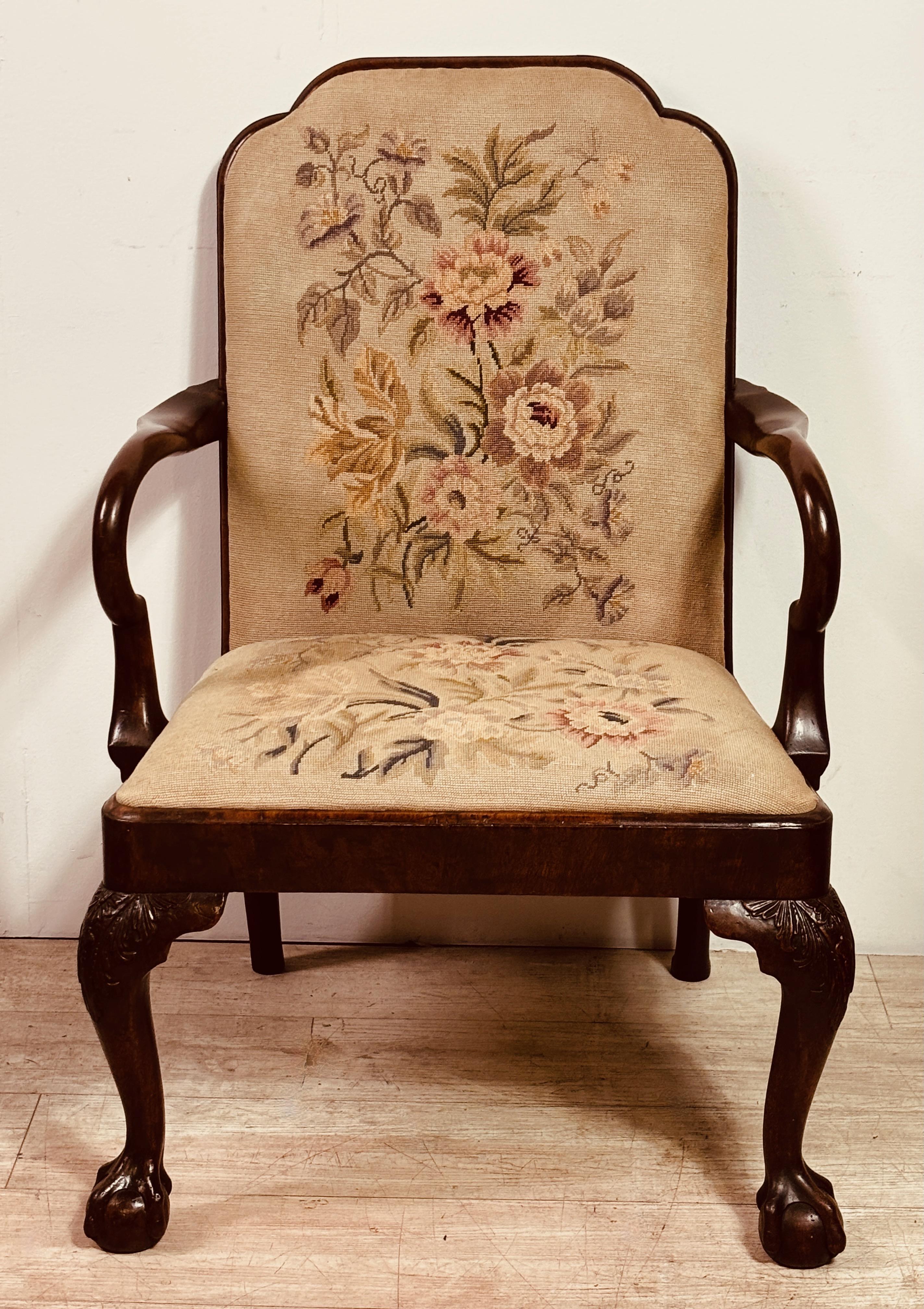 Georgian style library armchair.
Solid mahogany with some mahogany veneers over oak secondary wood
Bench made (hand crafted) by a master craftsman likely in the late 19th or very early 20th century.
Original finish.
Very solid and comfortable having