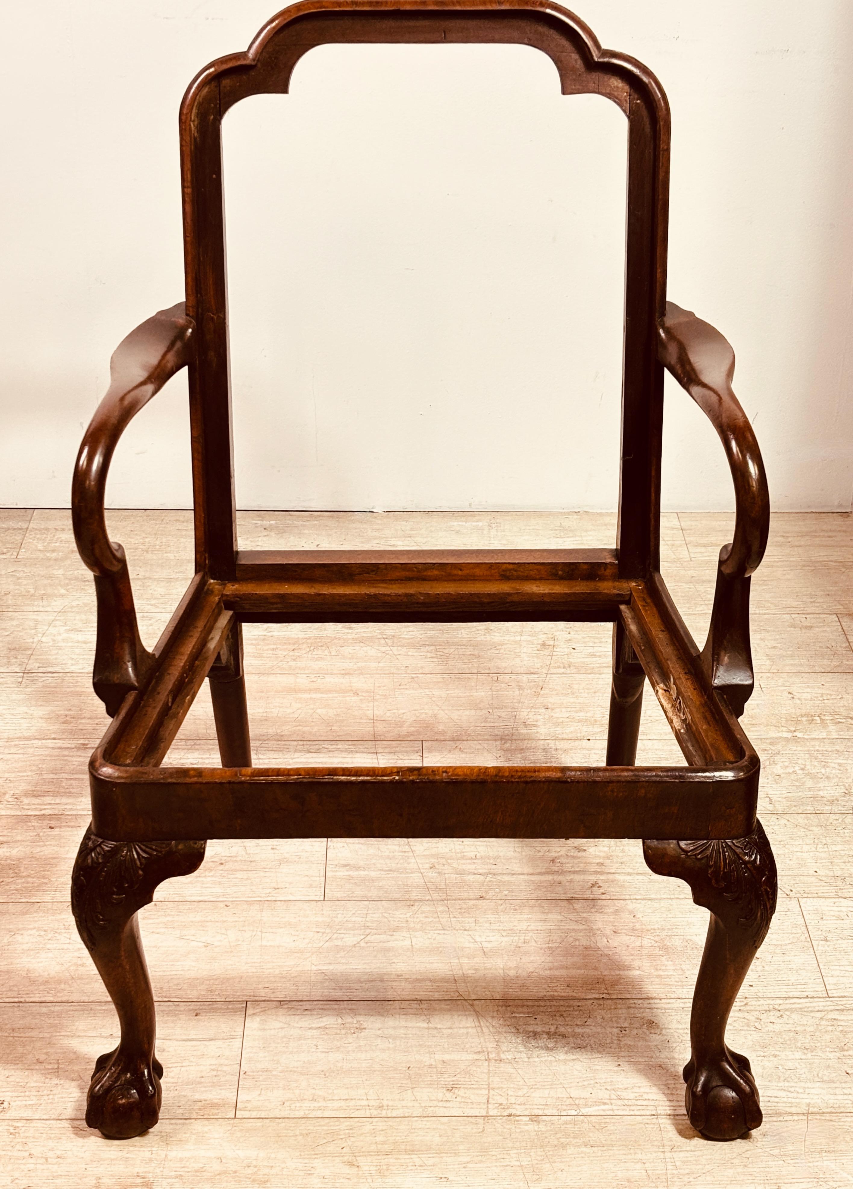 Antique Georgian Style Mahogany Library Armchair For Sale 1