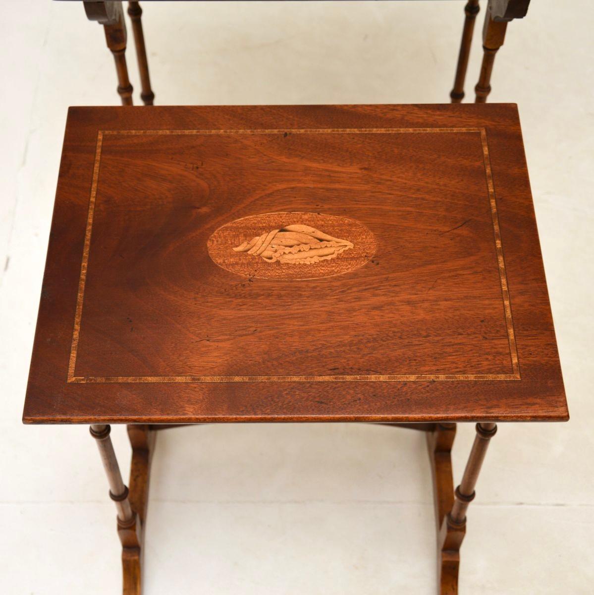 Antique Georgian Style Nest of Tables For Sale 1