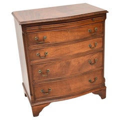 Ancienne commode serpentine géorgienne