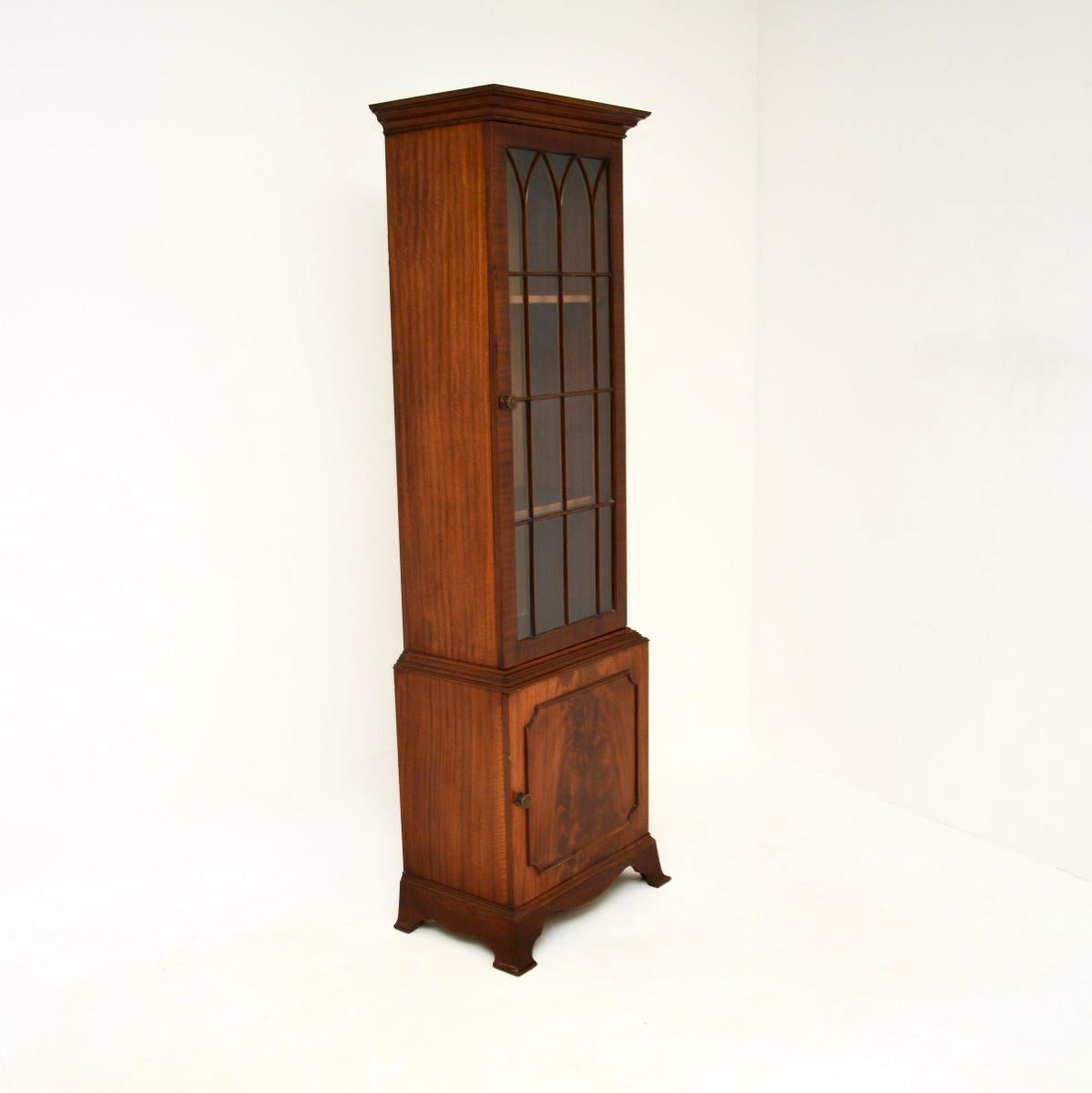 Antigua librería delgada de estilo georgiano Británico en venta