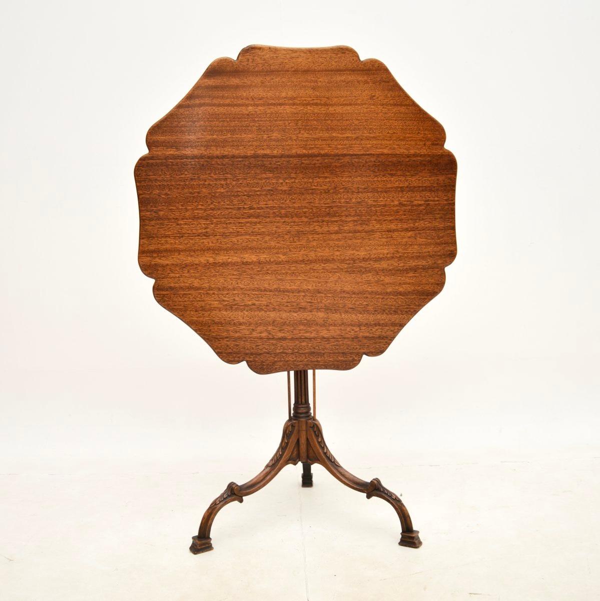 British Antique Georgian Style Tilt Top Table For Sale
