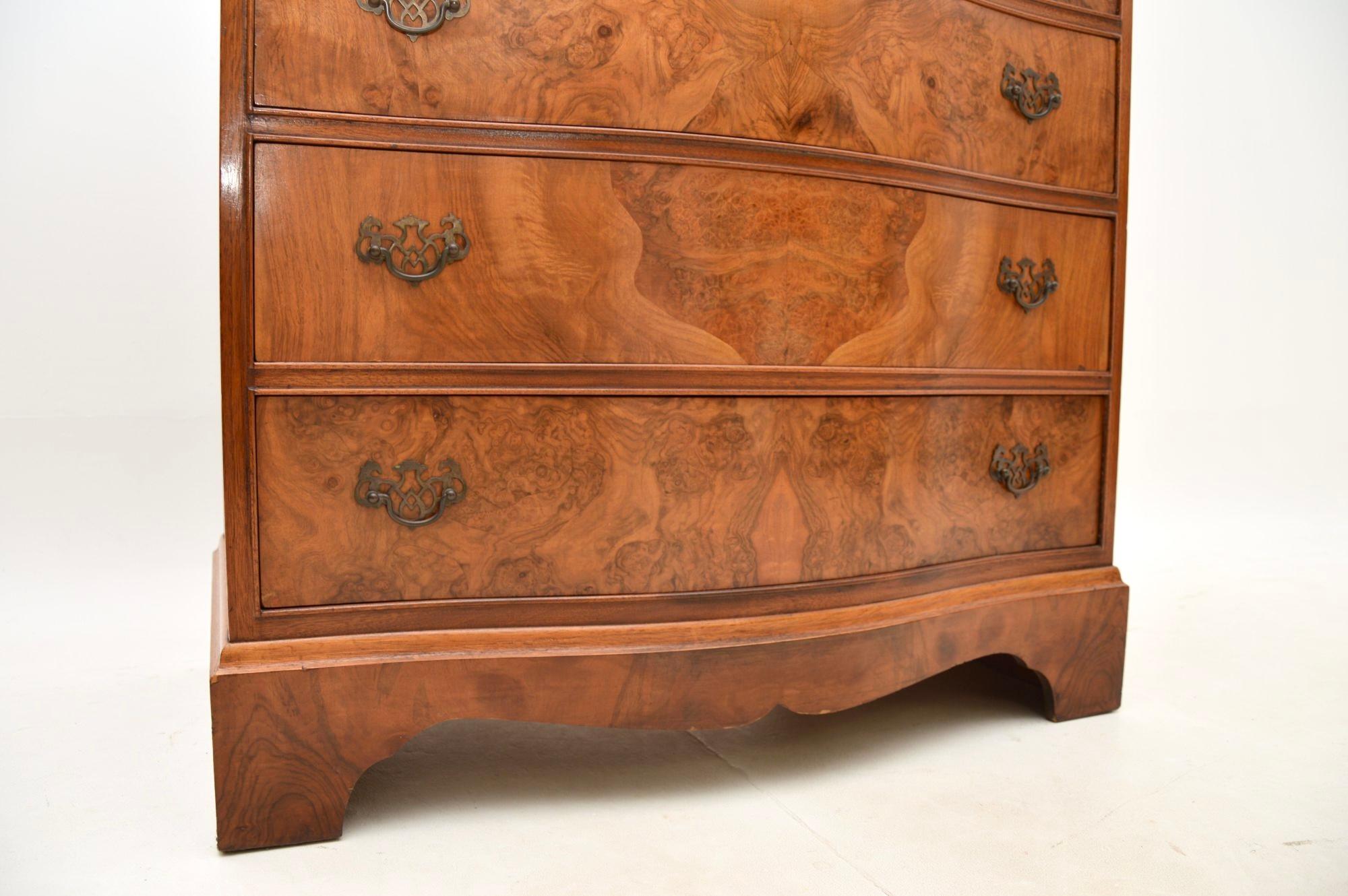 Antique Georgian Style Walnut Chest of Drawers 5