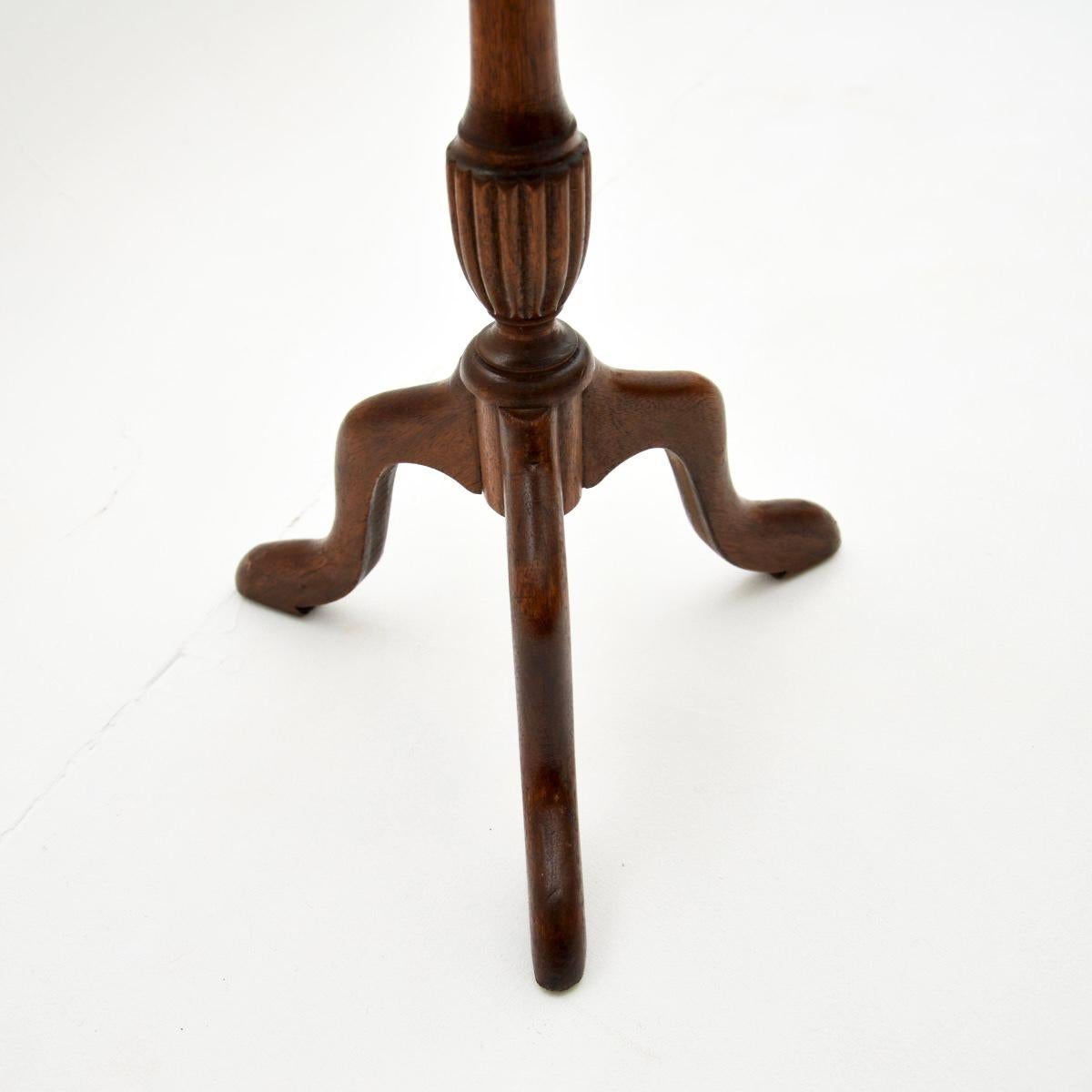Mid-20th Century Antique Georgian Style Wine Table