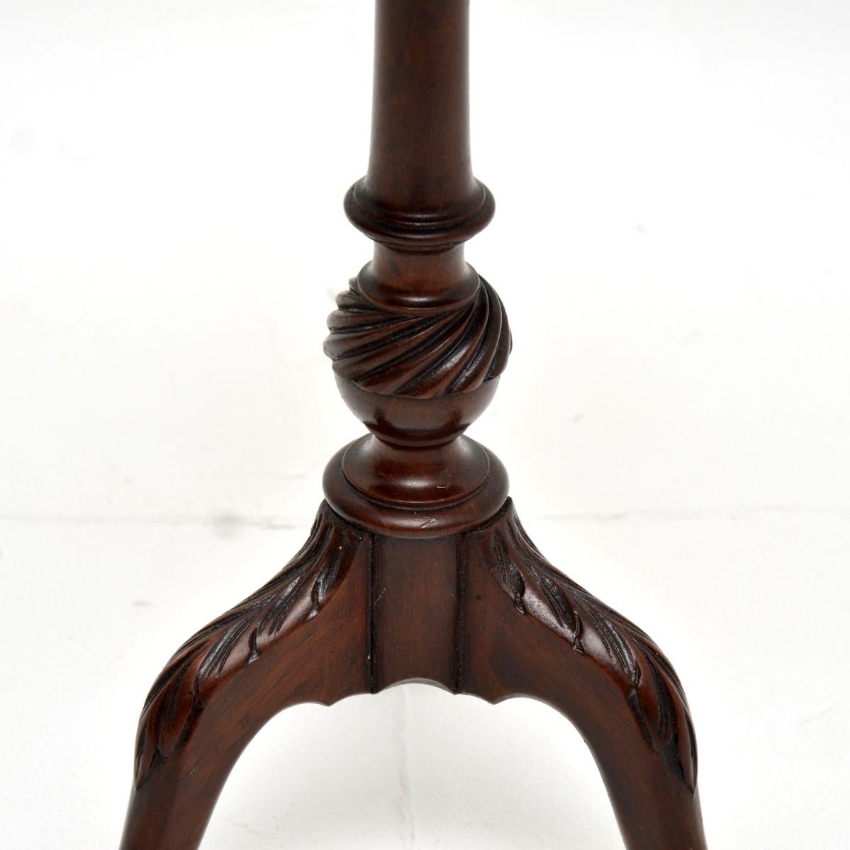 Early 20th Century Antique Georgian Style Wine Table For Sale