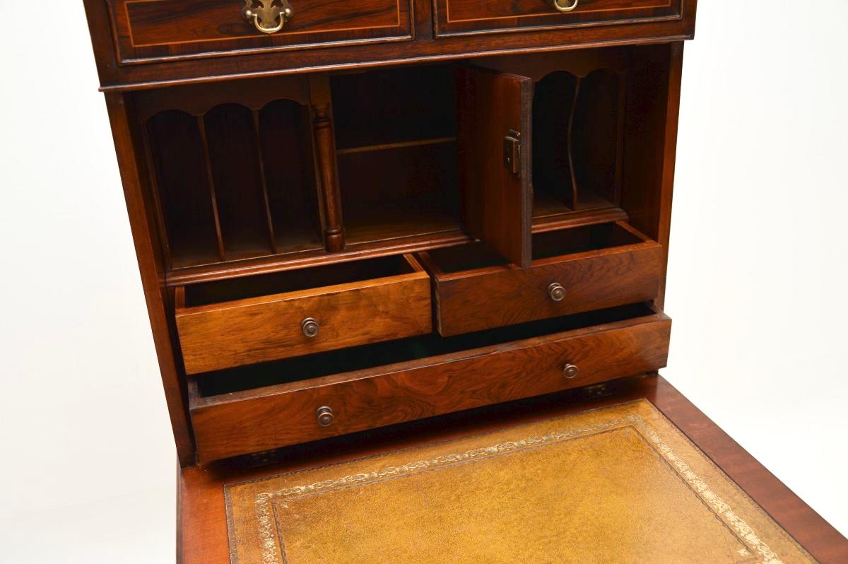 Georgien Bureau d'écriture ancien de style géorgien en vente