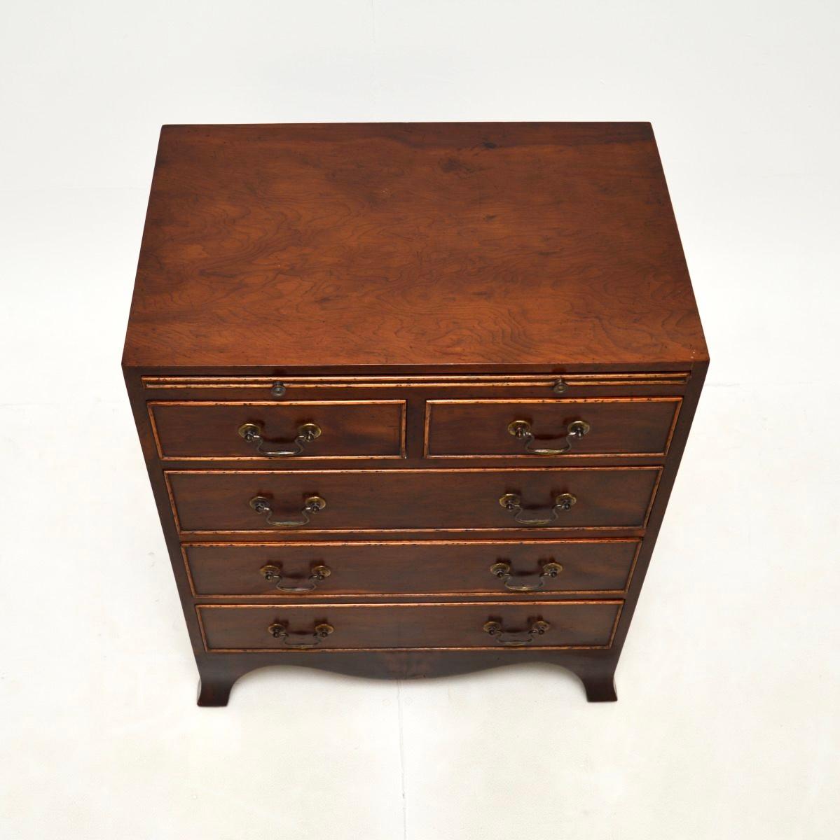 Antique Georgian Style Yew Wood Chest of Drawers For Sale 2